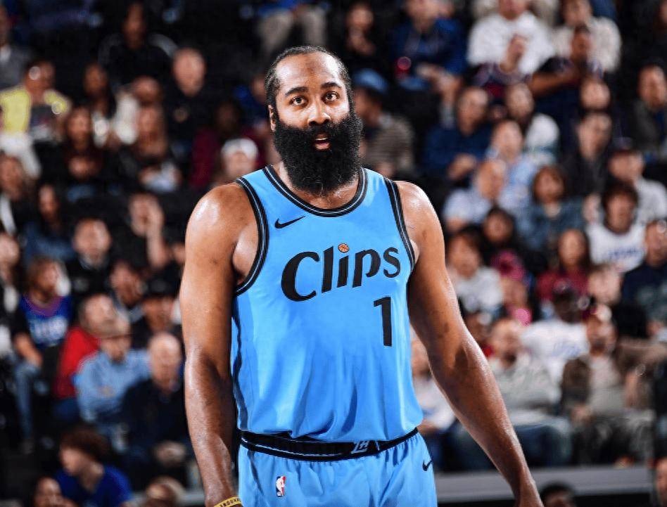 哈登绝杀时刻,巴特勒点燃赛场,绝杀战胜迎来胜利! 哈登绝杀时刻,巴特勒点燃赛场,绝杀战胜迎来胜利!