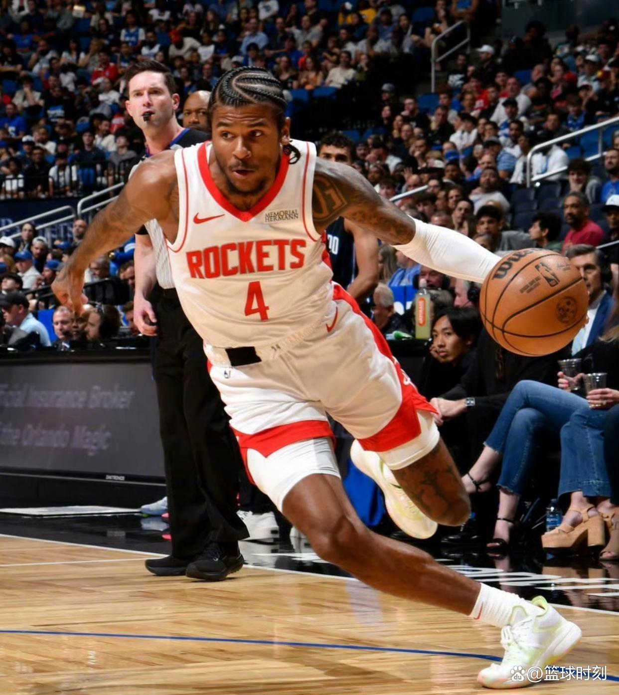 西蒙斯爆发新星,约基奇刷新纪录,火箭球队迎来希望! 西蒙斯爆发新星,约基奇刷新纪录,火箭球队迎来希望!