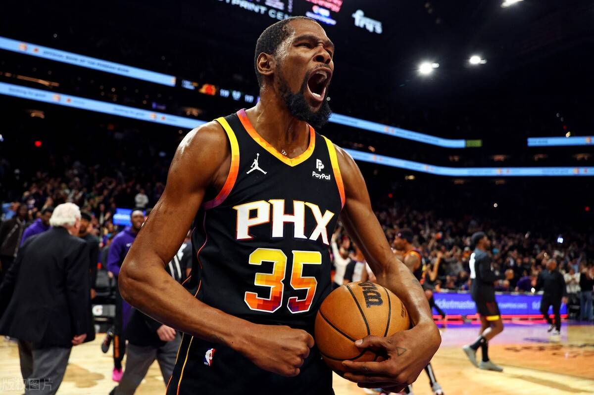 勇士险胜公牛,杜兰特关键表现点燃全场! 勇士险胜公牛,杜兰特关键表现点燃全场!