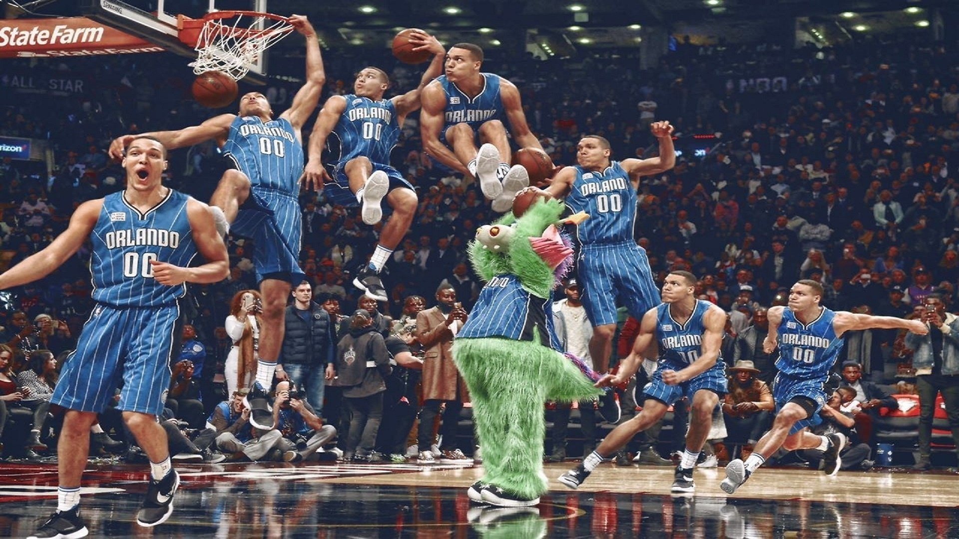 库里连续三场比赛得分超过重返赛场，篮网不断突破！全场沸腾不已